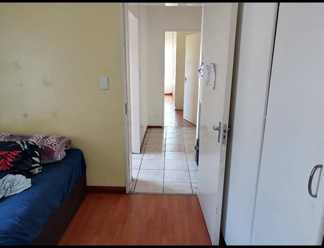 2 bed property to rent in WINCHESTER HILLS